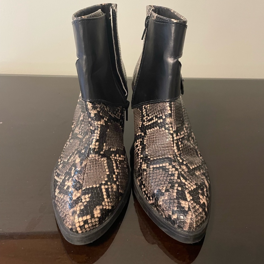 Snake print cowboy boots 2inch heels size EUR39 - Picture 5 of 5